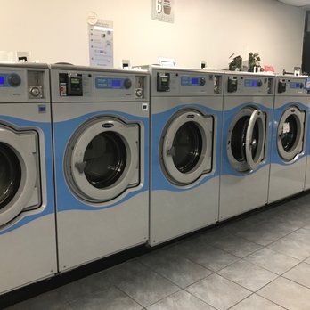 Puyallup Legacy Laundry - Washers for comforters - Laundromat Near Me - Puyallup, Washington