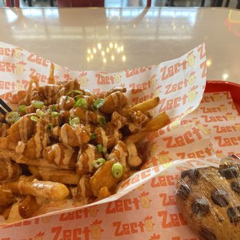 Zecto Hot Chicken - Zecto Fries Mango Habanero & Big Cookie! - Chicken Wings Near Me - Fullerton, California Zecto Hot Chicken - Zecto Fries Mango Habanero & Big Cookie! - Chicken Wings Near Me - Fullerton, California