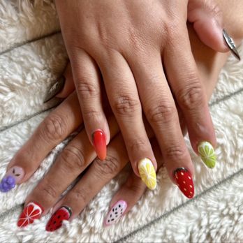 V Nails & Spa - Vacation Fruit Nails - Nail Salons Near Me - Des Plaines, Illinois
