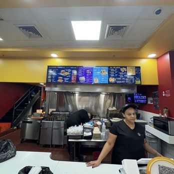 Wild Burger - Área de pedido - Burgers Near Me - Caguas, Puerto Rico
