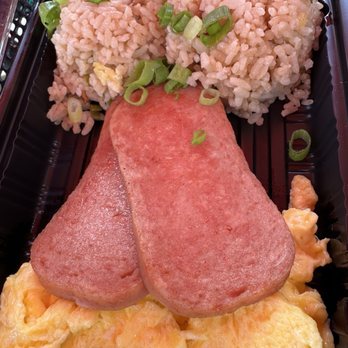Da Reef Cafe - Waffles Near Me - Kapaʻa, Hawaii