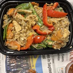 Orchid Thai - Spicy noodles with chicken