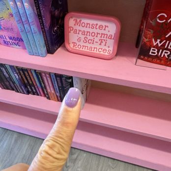 Lovestruck - Bookstores Near Me - Seattle, Washington