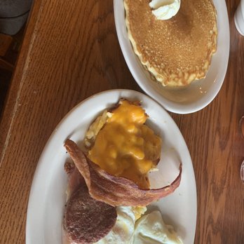 Cracker Barrel Old Country Store - Grandma's Sample. Food was good and our server was great! - American Near Me - Knoxville, Tennessee Cracker Barrel Old Country Store - Grandma's Sample. Food was good and our server was great! - American Near Me - Knoxville, Tennessee