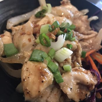 Million Thai Restaurant - Garlic chicken - Thai Near Me - Fairfield, California Million Thai Restaurant - Garlic chicken - Thai Near Me - Fairfield, California
