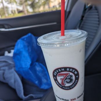 7 Brew Coffee - Large brown sugar cinnamon milkshake - Coffee & Tea Near Me - Deland, Florida