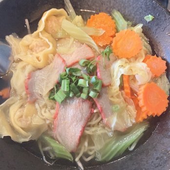 Twisted Noodles - N6. Roasted Pork Wonton Noodle Soup - Thai Near Me - Chapel Hill, North Carolina Twisted Noodles - N6. Roasted Pork Wonton Noodle Soup - Thai Near Me - Chapel Hill, North Carolina