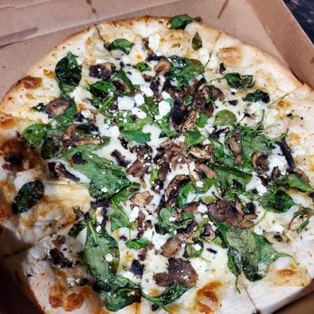 Black Cat Pizzeria - White pizza with mushrooms and spinach - Pizza Near Me - Yulee, Florida