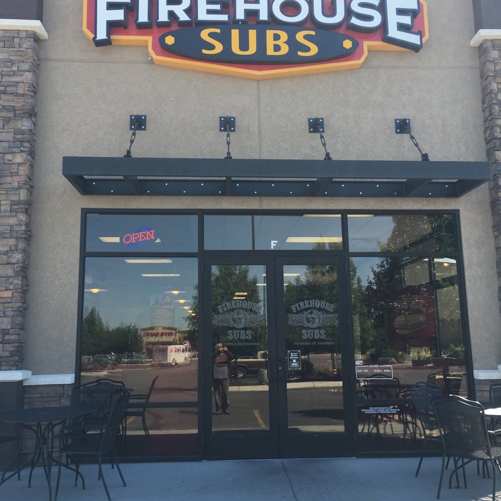 Great Location. Love their Hook & Ladder Light.