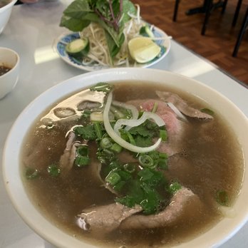 Pho Hoang Yen - Pho with rare steak and brisket - Vietnamese Near Me - Lynnwood, Washington Pho Hoang Yen - Pho with rare steak and brisket - Vietnamese Near Me - Lynnwood, Washington