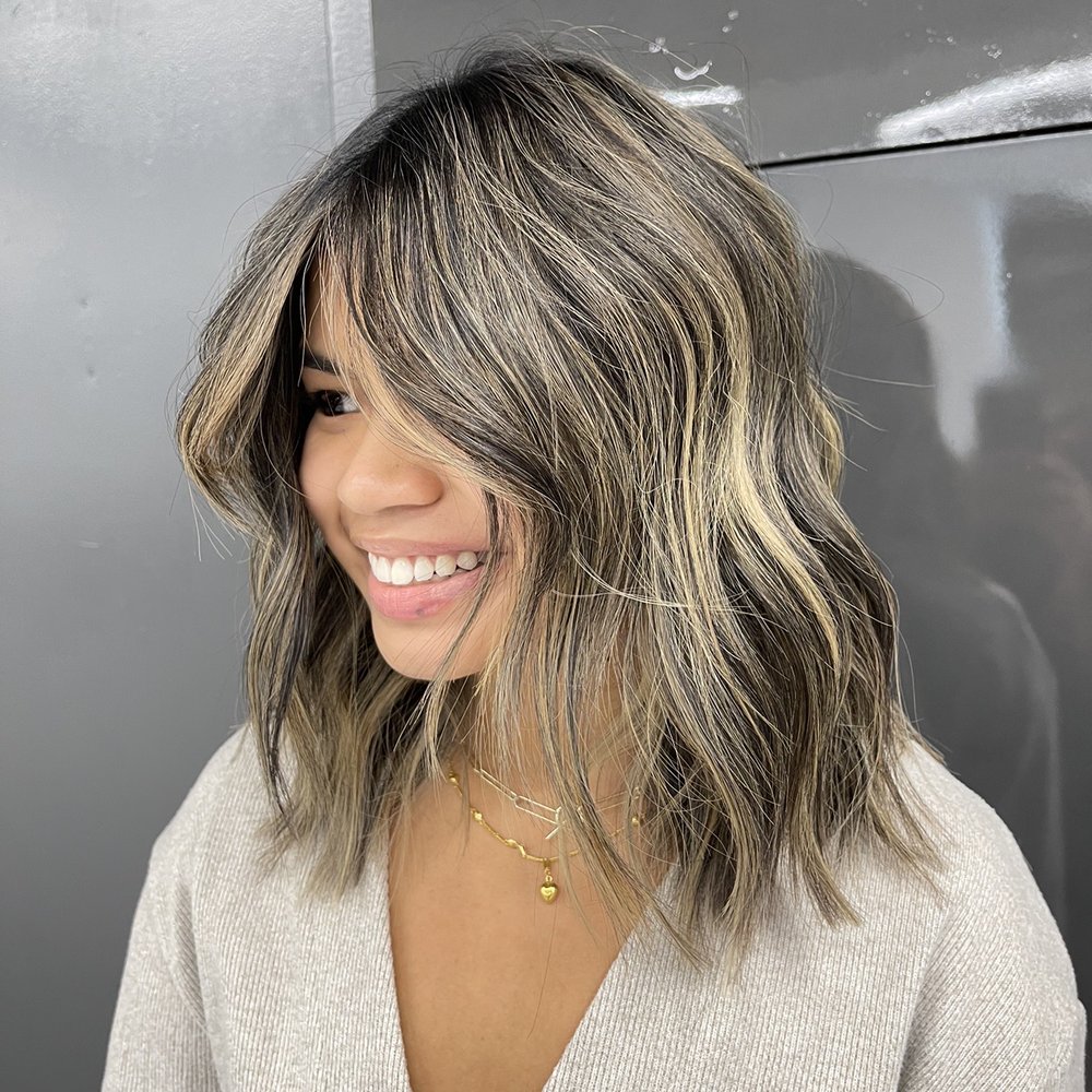 District 87 - After full foilayage and cut with Sonia! - Hair Salons Near Me - New York, New York District 87 - After full foilayage and cut with Sonia! - Hair Salons Near Me - New York, New York