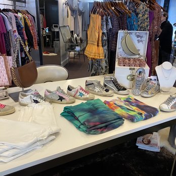 Gretta Luxe - Women's Clothing Near Me - Wellesley, Massachusetts