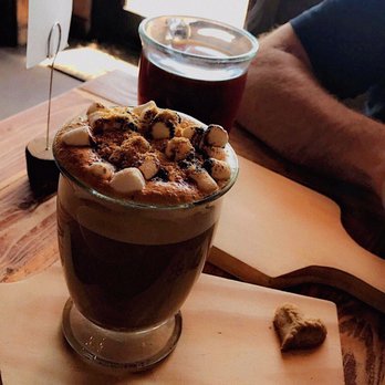 Ella Cafe - S'mores Latte - Coffee & Tea Near Me - Plantation, Florida