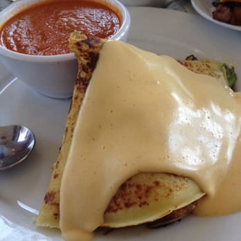 Cafe M - Del mar crepe and tomato soup - Breakfast & Brunch Near Me - Berkeley, California