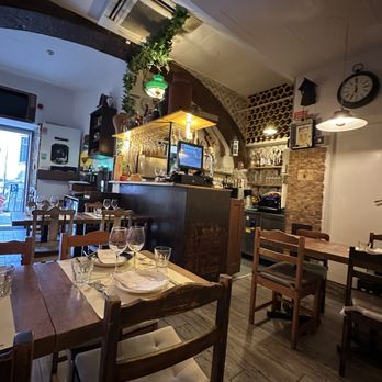 Restaurante Duque - Portuguese Near Me - Lisbon, 11