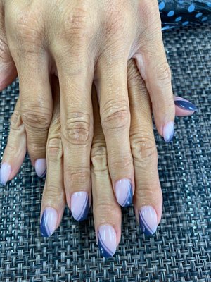 Bom Nail & Spa by null