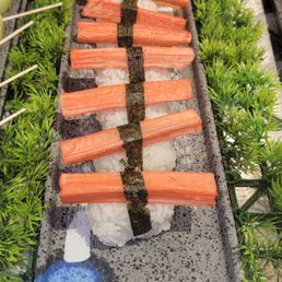 SUSHI SUSHI