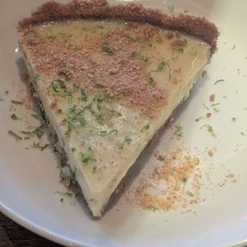 Moxies Pickering Restaurant - Key lime pie minus the whipped cream - Canadian (New) Near Me - Pickering, Ontario