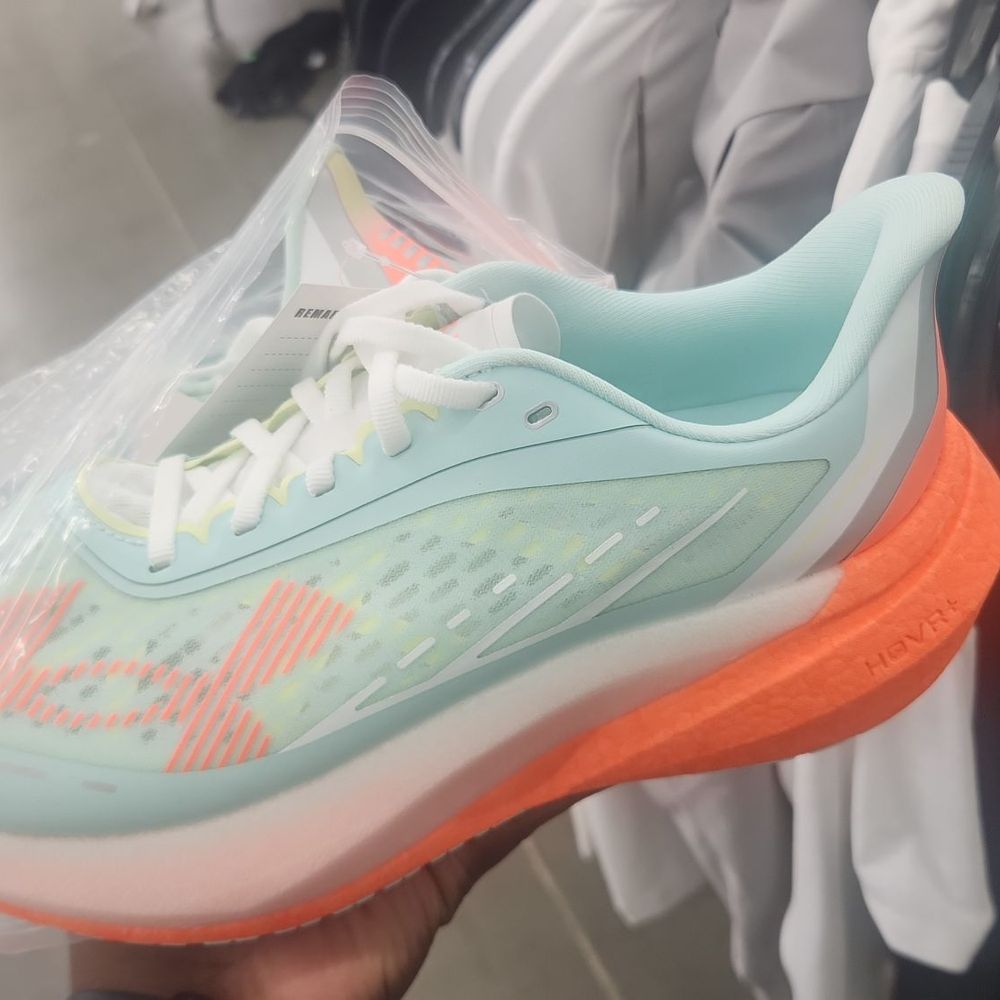 Under Armour Brand House - Some shoes in bags and no tags inside - Shoe Stores Near Me - Baltimore, Maryland Under Armour Brand House - Some shoes in bags and no tags inside - Shoe Stores Near Me - Baltimore, Maryland