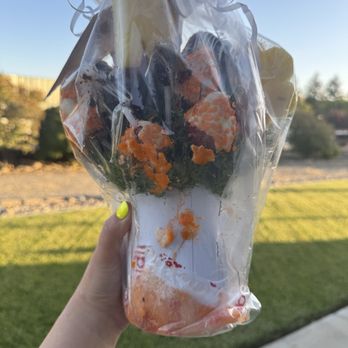 Edible Arrangements - INEDIBLE ARRANGEMENT - Gift Shops Near Me - Pleasanton, California
