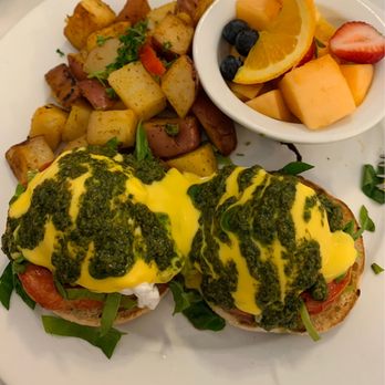Immigrant Son Caffe - Aunt Annas Egg Benedict - New American Near Me - Ventura, California Immigrant Son Caffe - Aunt Annas Egg Benedict - New American Near Me - Ventura, California