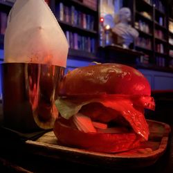 Library Bar - Classic Burger