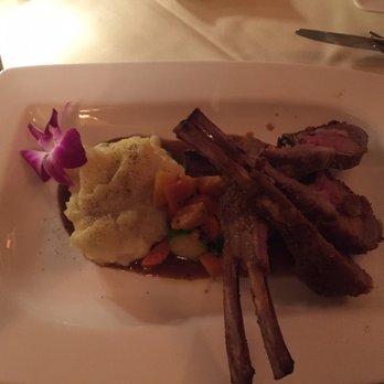 Metuchen Inn - Herb Crusted Rack of Lamb - New American Near Me - Metuchen, New Jersey
