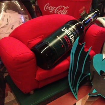 Mingus - Dive Bars Near Me - Barcelona, B Mingus - Dive Bars Near Me - Barcelona, B