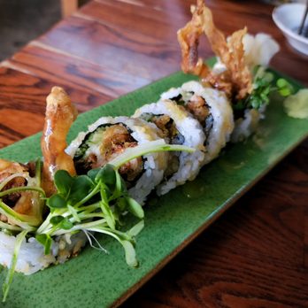 Umi - a sushi roll with shrimp and vegetables on a green plate - Japanese Near Me - San Francisco, California Umi - a sushi roll with shrimp and vegetables on a green plate - Japanese Near Me - San Francisco, California