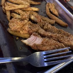 The Good Life Sports Bar And Grill At The Creek - Dry kids chicken strips