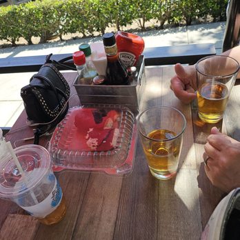 Pier 76 Fish Grill - Outside table - Seafood Near Me - Riverside, California