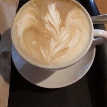 Cafuné Cafeteria - Flat ehite - Cafes Near Me - Rio de Janeiro, RJ