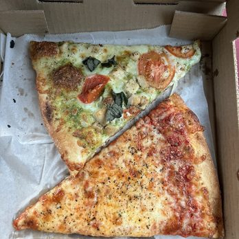 Salamone's Pizza - Pizza Near Me - Tacoma, Washington
