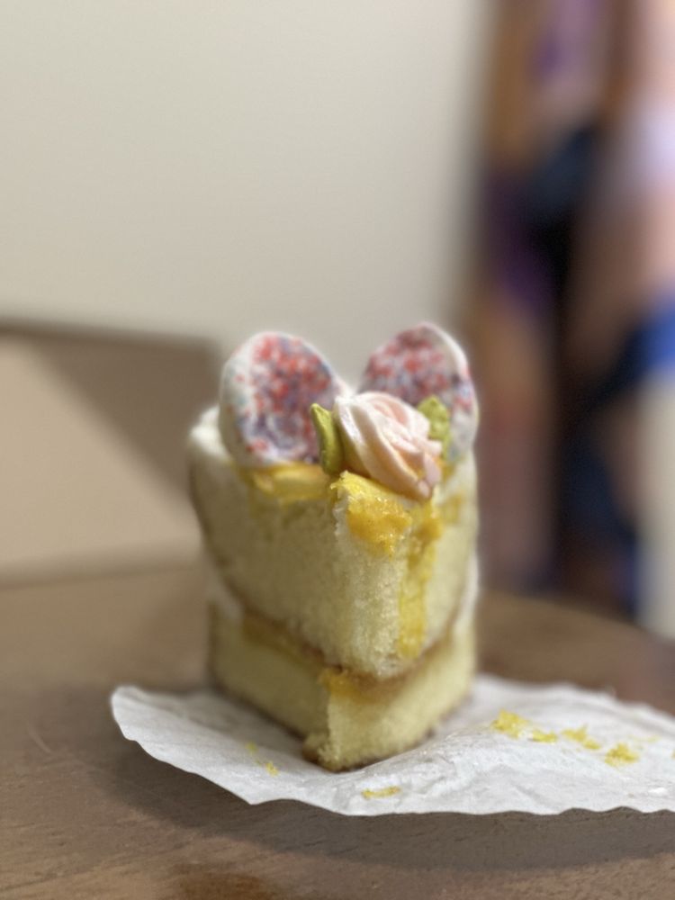 Cake Bar - The Cafe -