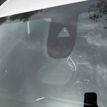 Extreme Auto Glass - Creaked windshield window - Auto Glass Services Near Me - Maricopa, Arizona