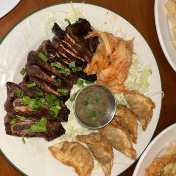 Beastside Kitchen - Kalbi and mandoo - Seafood Near Me - Honolulu, Hawaii