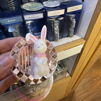 Bath & Body Works - Cosmetics & Beauty Supply Near Me - Kaneohe, Hawaii