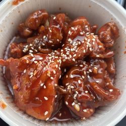 Rice Bowl Deluxe - Korean Gagnam Chicken Bowl