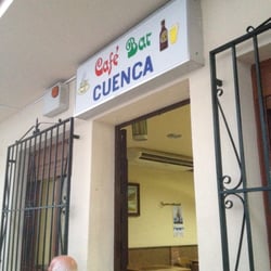Cuenca - Nice bar restaurant with always a big smile from the owner
