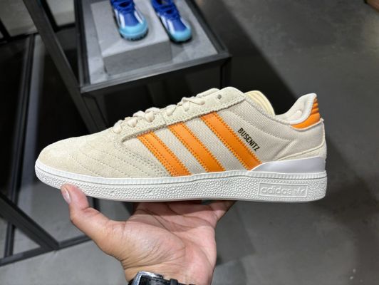 adidas queens mall