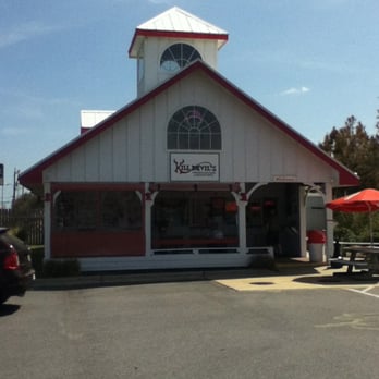 Kill Devil's Frozen Custard & Beach Fries - Pick a nice day for your visit and enjoy the OBX sun. - Ice Cream & Frozen Yogurt Near Me - Kill Devil Hills, North Carolina