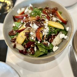 The Vine House - STONEFRUIT & FETA - spinach + radicchio + toasted pecans + honey champagne vinaigrette