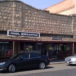 Fossil General Mercantile - Out front