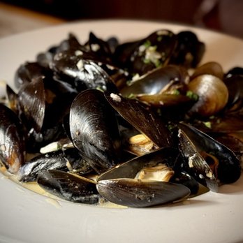 Philippe French Bistro - Moules Frites Vin Blanc - French Near Me - Fort Collins, Colorado
