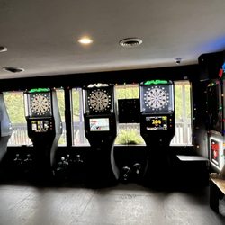 Bubba Garcia's - Darts!! And no crowd!