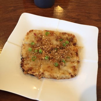 Saigon Cafe - Xoi ga - a crispy fried sticky rice with chicken appetizer - Vietnamese Near Me - Austin, Texas