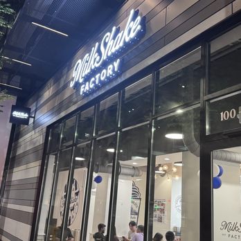 MilkShake Factory Charlotte Uptown - Ice Cream & Frozen Yogurt Near Me - Charlotte, North Carolina