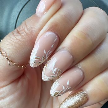 Lele's Nails & Spa - Nails by Amy - Nail Salons Near Me - Poway, California