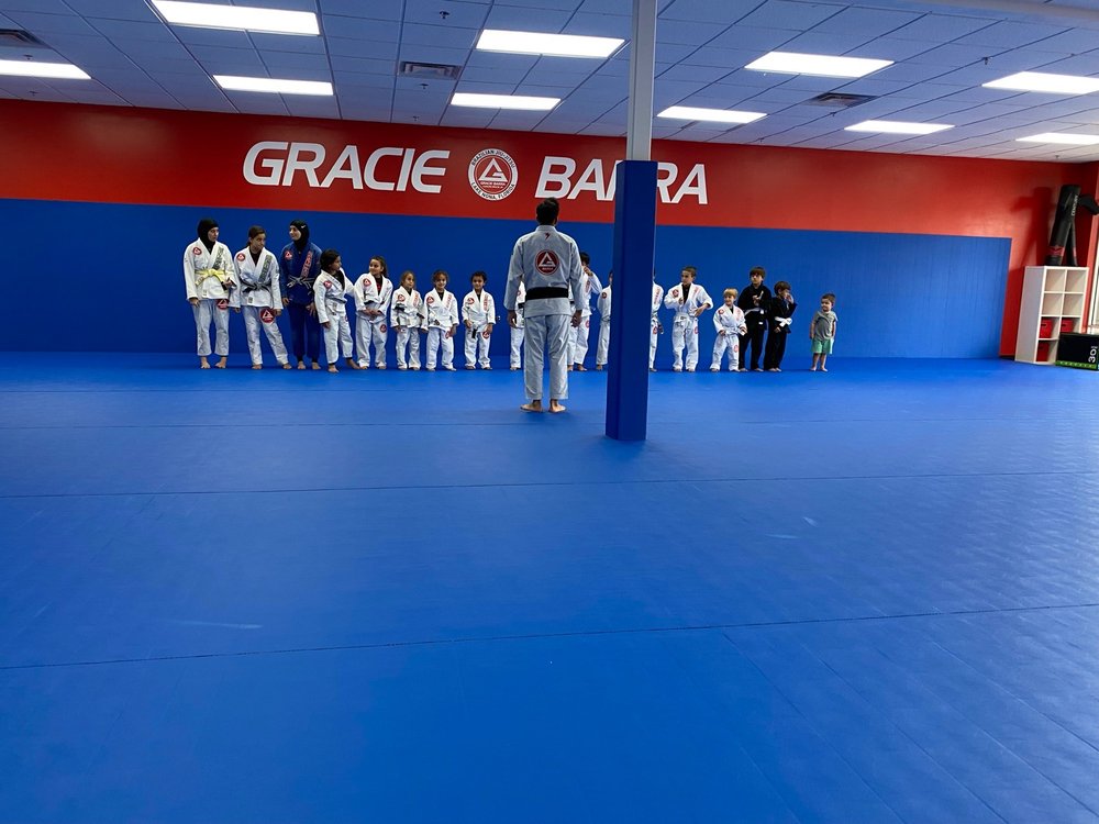 Gracie Barra Lake Nona Logo