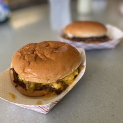 The Friendly - Flat top burger